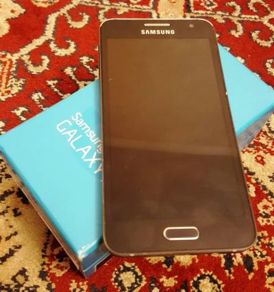 Лот: 7940243. Фото: 1. Samsung Galaxy A3. Смартфоны