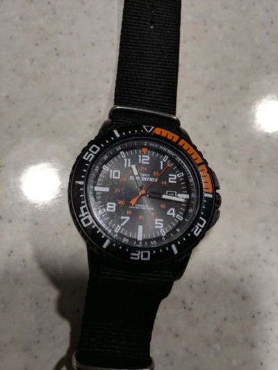 Лот: 16651811. Фото: 1. Часы Timex expedition. Оригинал... Оригинальные наручные часы