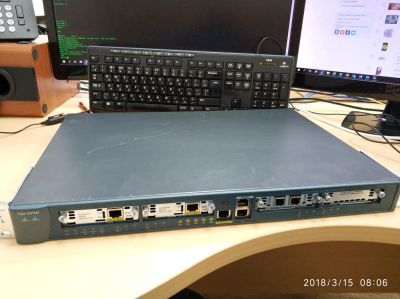 Лот: 11181582. Фото: 1. Маршрутизатор Cisco 1760. Маршрутизаторы (роутеры)