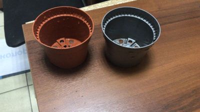 Лот: 21426331. Фото: 1. Горшочки под цветы 8 см 2 шт. Кашпо, горшки, вазоны для цветов