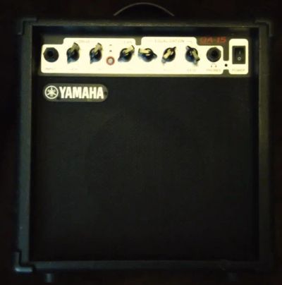 Лот: 15243976. Фото: 1. Гитарный комбик Yamaha GA-15... Гитары