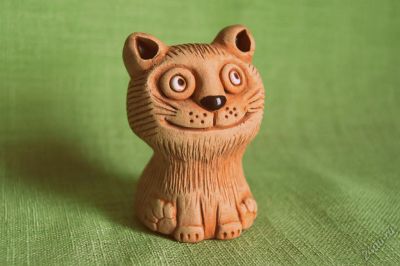 Лот: 5811963. Фото: 1. Керамическая свистулька «Кот». Фигурки, статуэтки