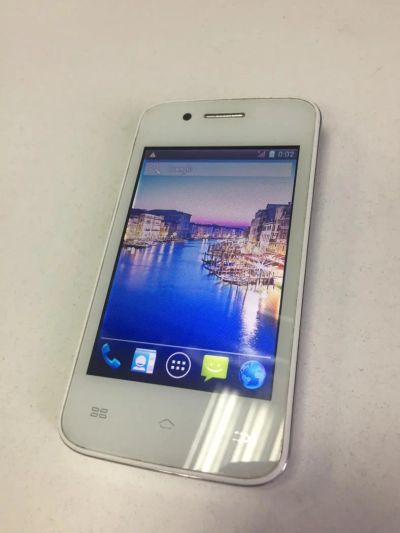 Лот: 9010018. Фото: 1. Смартфон keneksi sun 2sim android. Смартфоны