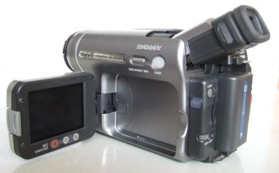 Лот: 6250085. Фото: 1. Видеокамера Sony DCR-TRV480E... Видеокамеры