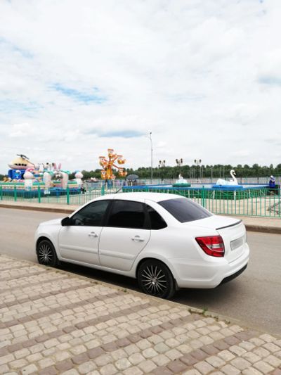 Лот: 18214410. Фото: 1. Спойлер "Узкий" Лада Гранта FL... Детали тюнинга