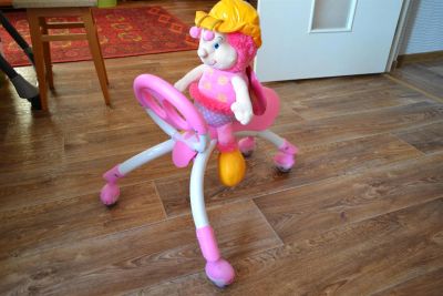 Лот: 3106450. Фото: 1. Ходунки-каталка Ybike Pewi (Ирландия... Ходунки, прыгунки, качели