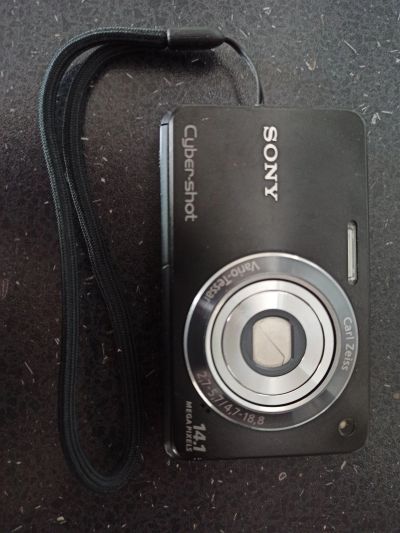Лот: 15757025. Фото: 1. Фотоаппарат Sony. Цифровые компактные