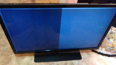 Лот: 9392035. Фото: 1. ЖК LED-телевизор 32" Philips 32pfl3517t... Телевизоры