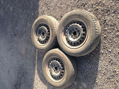 Лот: 14751179. Фото: 1. 3 летних колеса 13" 4Х100 Toyota. Шины на дисках