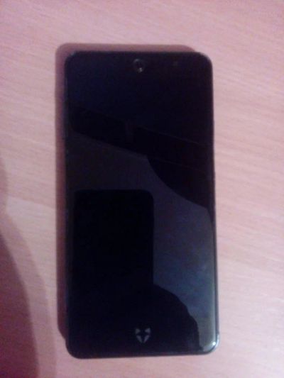Лот: 10899122. Фото: 1. Wileyfox Swift 2. Смартфоны