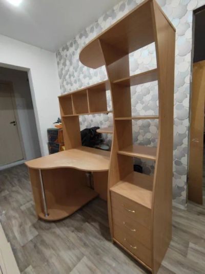 Лот: 24889248. Фото: 1. Стол компьютерный. Компьютерные и письменные столы
