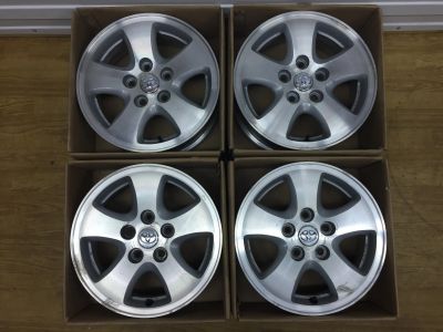 Лот: 16179121. Фото: 1. Оригинальные литые диски Toyota... Диски
