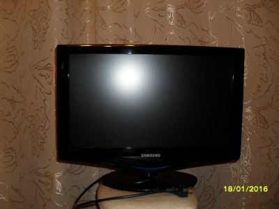 Лот: 6784811. Фото: 1. Продам телевизор samsung LE22B350F2W. Телевизоры