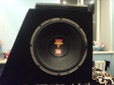 Лот: 5180162. Фото: 1. Jbl 12 (американец)+усил blaupunkt... Сабвуферы