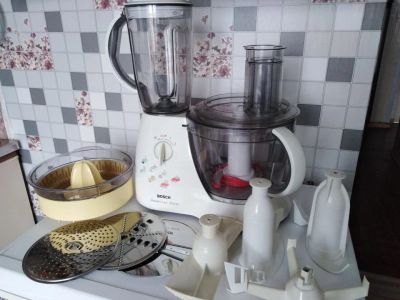Лот: 15304234. Фото: 1. Кухонный комбайн. Кухонная