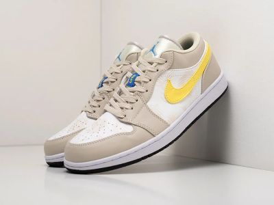 Лот: 18740821. Фото: 1. Кроссовки Nike Air Jordan 1 Low. Кеды, кроссовки, слипоны