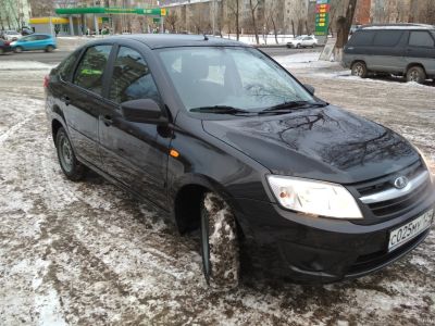 Лот: 13393632. Фото: 1. Автомобиль Лада Гранта. Автомобили