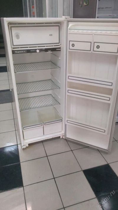 Лот: 6256261. Фото: 1. Бирюса 6 в отличном состоянии. Холодильники, морозильные камеры