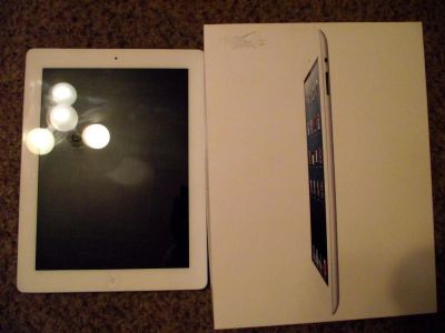 Лот: 3846633. Фото: 1. IPad 4 Wi-Fi + Cellular 16 ГБ. Планшеты
