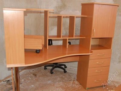 Лот: 380287. Фото: 1. Продам компьютерный стол. Другое (офисная мебель и домашние кабинеты)