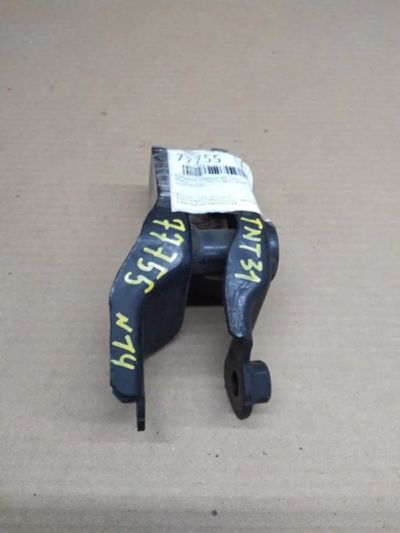 Лот: 21403742. Фото: 1. крепление подушки ДВС Nissan X-Trail... Двигатель и элементы двигателя