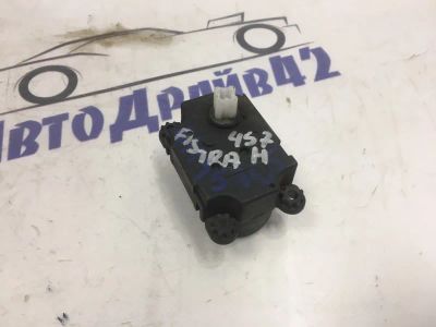 Лот: 21716445. Фото: 1. сервопривод заслонки печки Opel... Двигатель и элементы двигателя
