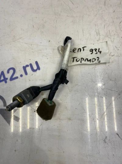 Лот: 21714013. Фото: 1. концевик педали тормоза Hyundai... Двигатель и элементы двигателя