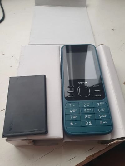Лот: 20872432. Фото: 1. Nokia 6300 не просто звонилка. Кнопочные мобильные телефоны