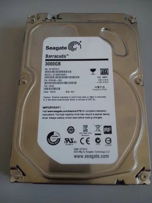 Лот: 9856485. Фото: 1. Seagate barracuda 3Тб st3000DM01... Жёсткие диски (HDD)