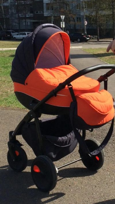 Лот: 6337517. Фото: 1. Коляска Tutis Zippy New 3 в 1... Коляски