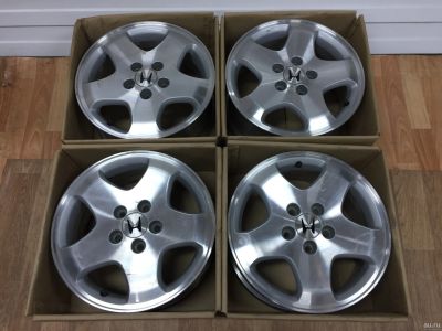 Лот: 13670369. Фото: 1. Оригинальные литые диски HONDA... Диски