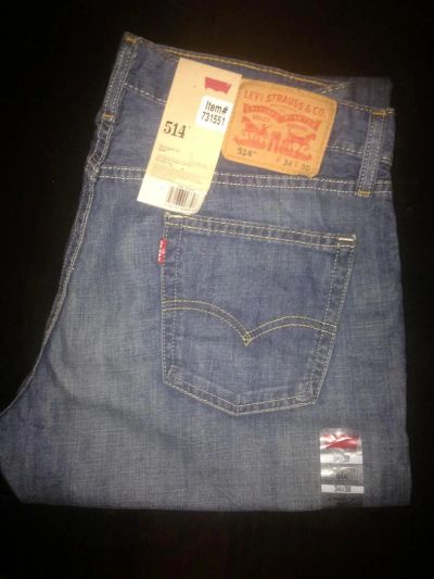 Лот: 244833. Фото: 1. Джинсы Levis 514. Новые с этикетками. Брюки, джинсы, шорты