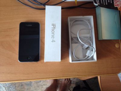 Лот: 7546558. Фото: 1. Iphone 4 8gb. Смартфоны