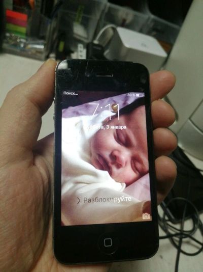 Лот: 16952988. Фото: 1. Смартфон Iphone 4S на пароле... Смартфоны