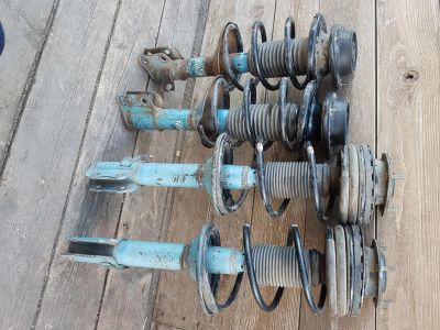 Лот: 17465585. Фото: 1. Стойки subaru impreza gc8. Ходовая, подвеска, рулевое управление