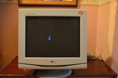 Лот: 6900926. Фото: 1. lg монитор. ЭЛТ-мониторы