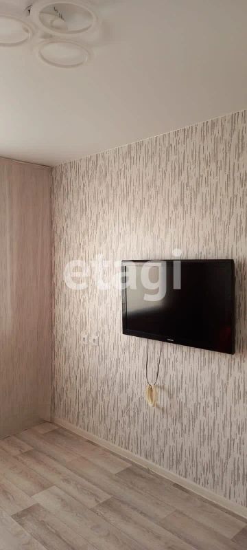 Лот: 20965311. Фото: 1. Продам 1-комн. кв. 31.8 кв.м... Квартиры, студии