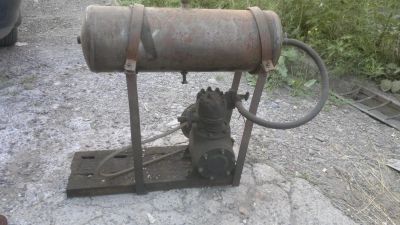 Лот: 7927684. Фото: 1. компрессор с рессивером. Пневмоинструмент