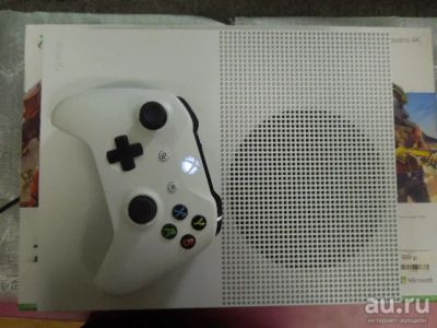 Лот: 11188602. Фото: 1. Игровая приставка Xbox One S 500... Консоли