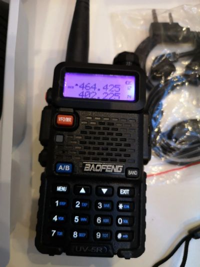 Лот: 15430709. Фото: 1. Рация Baofeng UV-5r радиостанция. Рации, радиостанции