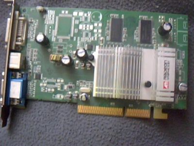 Лот: 16912782. Фото: 1. видеокарта Radeon 9600 128м. Видеокарты