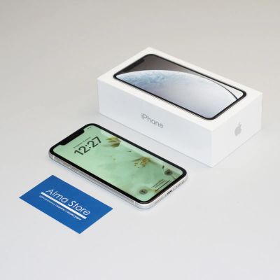 Лот: 17378760. Фото: 1. Apple iPhone XR 64 ГБ White... Смартфоны