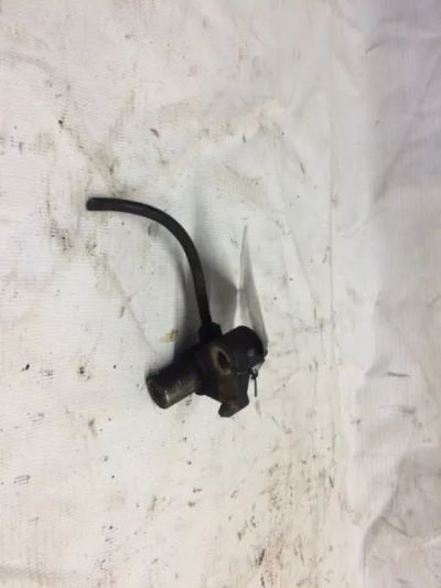 Лот: 21412562. Фото: 1. датчик abs Mazda Demio DW3W, DW5W. Двигатель и элементы двигателя