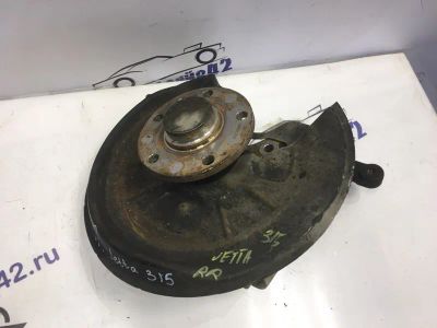 Лот: 21716560. Фото: 1. поворотный кулак Volkswagen Jetta... Двигатель и элементы двигателя