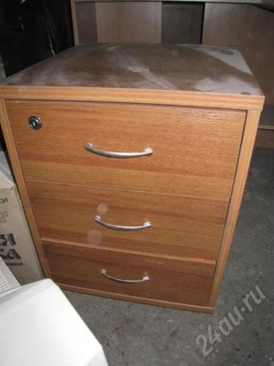 Лот: 344844. Фото: 1. Продам тумбу подкатную коричневую. Красноярск