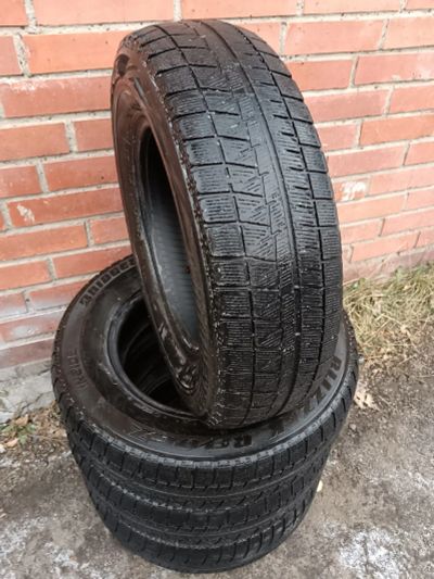 Лот: 25807220. Фото: 1. Шины зимние Bridgestone Blizzak... Шины