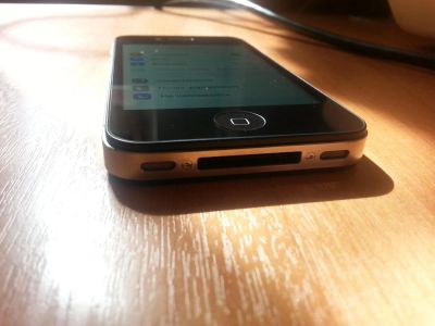 Лот: 6014511. Фото: 1. Iphone 4s 8 GB в идеале. Смартфоны