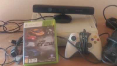 Лот: 14669624. Фото: 1. xbox 360 fat kinect. Игровые приставки, консоли