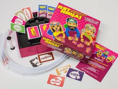 Лот: 11059193. Фото: 1. Настольная игра. Настольные игры, карты