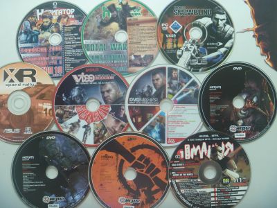 Лот: 16201998. Фото: 1. Диски с играми 2. Игры для ПК